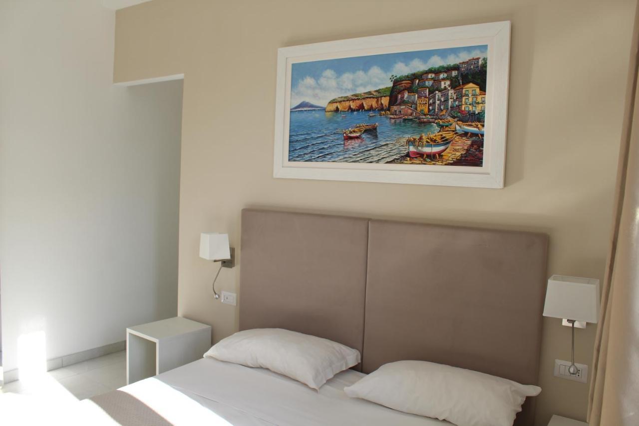 Villa Emanuel White Sorrento Eksteriør billede